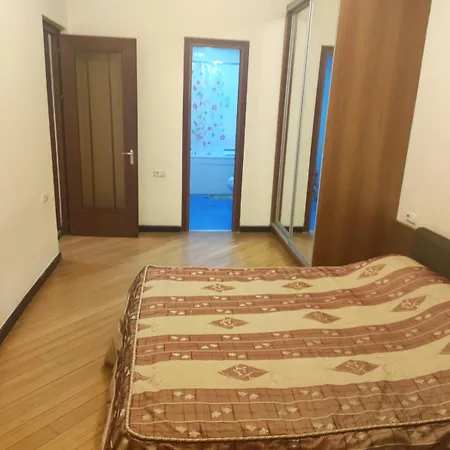 Byuzand Seven Yerevan Room photo