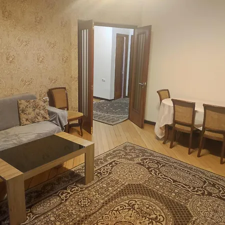 Byuzand Seven Yerevan Exterior photo