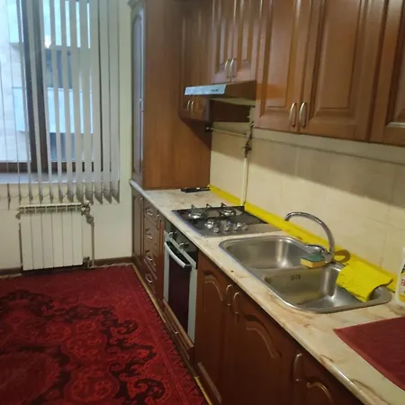 Byuzand Seven Yerevan Exterior photo